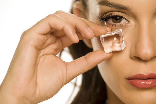 Темні кола зникнуть за лічені хвилини: як прості трюки повертають свіжий погляд - фото 586364