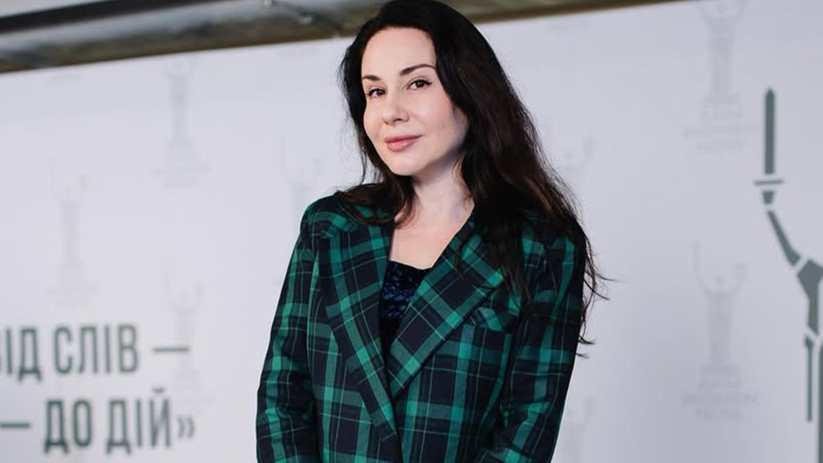 Яніна Андрєєва влаштувалася на роботу в офіс - фото 1