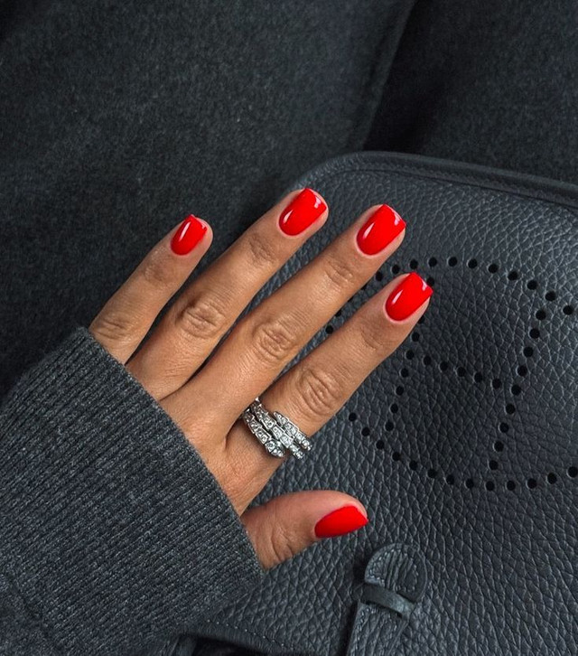 Варіанти стильного манікюру - фото 586771