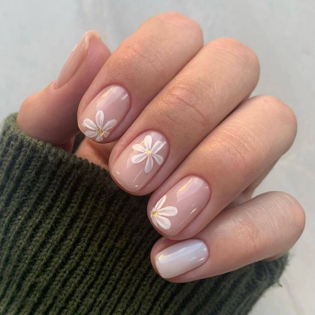 Квіткові мотиви у манікюрі- фото 586785