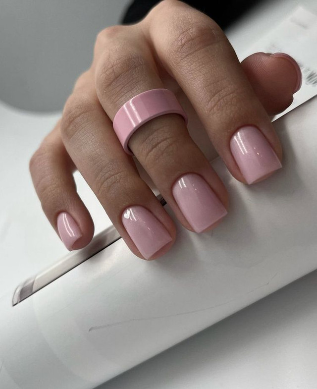 Трендовий манікюр на весну 2026- фото 586842