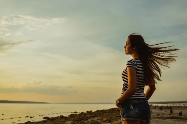 Чим розумніша людина, тим важче їй у коханні: чому високий IQ стає пасткою - фото 587521