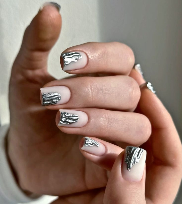 Акценти з металевим блиском - фото 588241