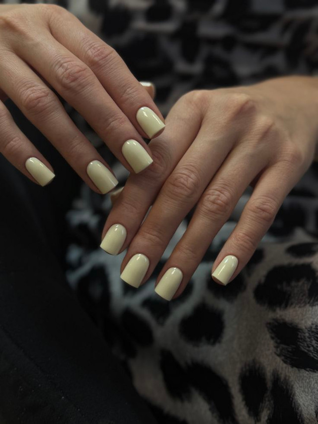 Нігті butter yellow - фото 588242