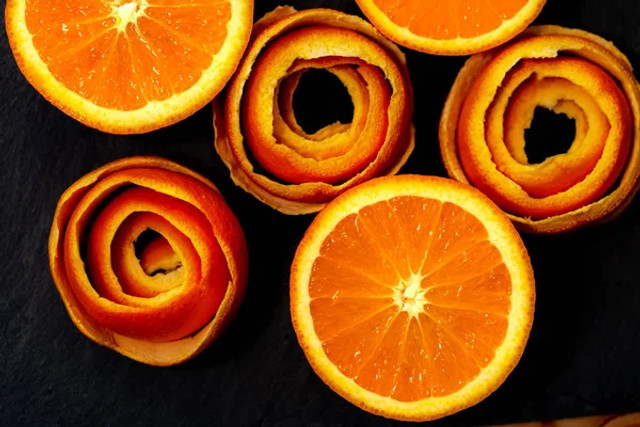 Не викидайте мандаринові шкірки: простий трюк, який наповнить дім ароматом - фото 588398