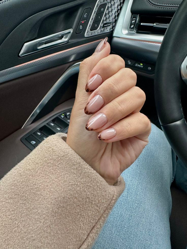 Манікюр на квітень  - фото 588417