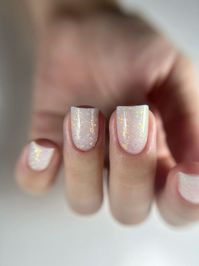 Манікюр з ефектом мішури - фото 588470