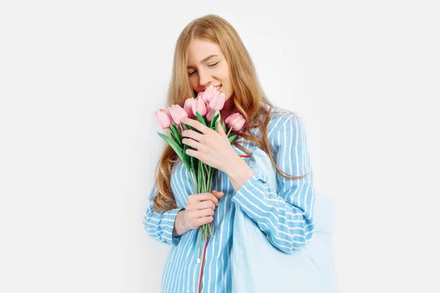 Час дивувати кохану: що подарувати їй на День Святого Валентина, щоб влучити в серце - фото 589313