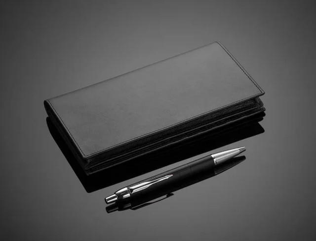 Без банальностей: що подарувати чоловіку на День святого Валентина цього року - фото 589359