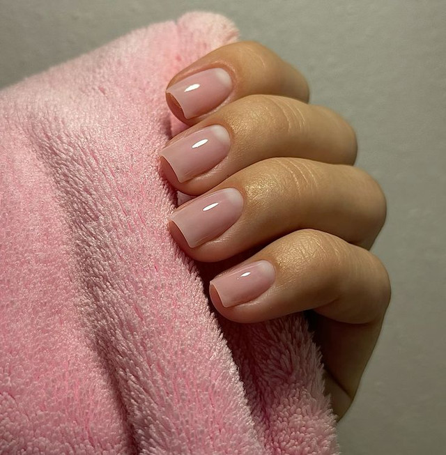 Манікюр на день народження - фото 589625