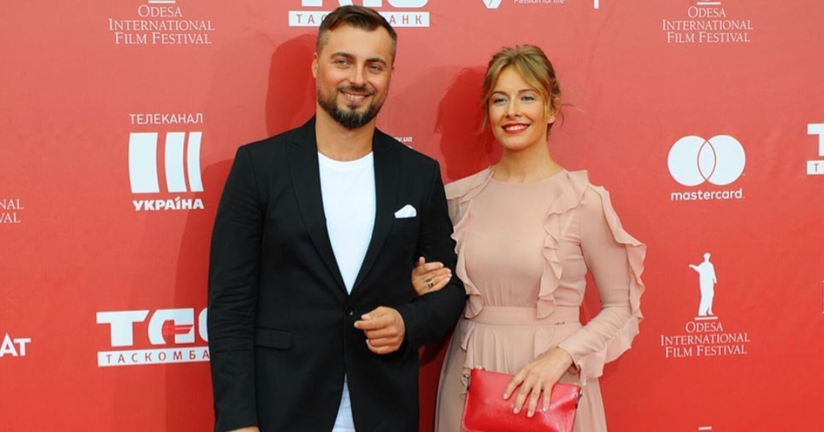 У яких стосунках Кравець із чоловіком - фото 1