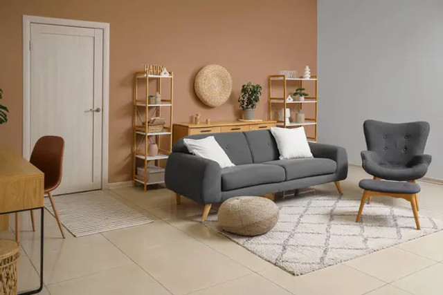 П’ять помилок у вітальні, які непомітно старять інтер’єр: що варто змінити вже зараз - фото 596410