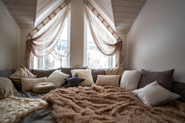 П’ять помилок у вітальні, які непомітно старять інтер’єр: що варто змінити вже зараз - фото 596413