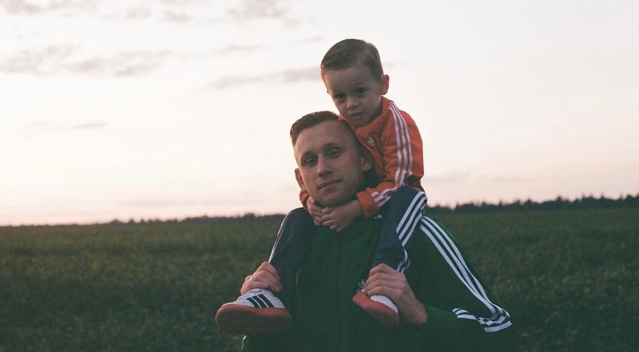 Олександр з сином - фото 1