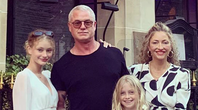  Ерік Дейн з сім'єю - фото 598495