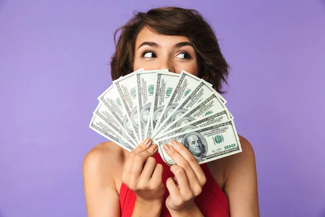 Три речі, які не можна робити з грошима: старовинні прикмети, що й досі лякають - фото 598567