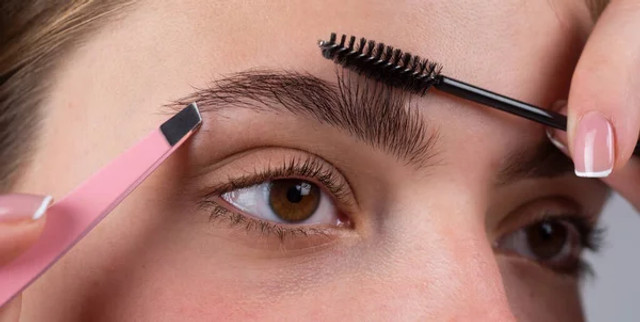 5 способів зробити брови густішими та природними: прості поради, які реально працюють - фото 599502