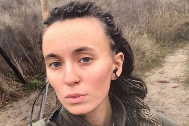 Слово на передовій: українські письменники, які змінили кабінети на окопи і творять досі - фото 600805