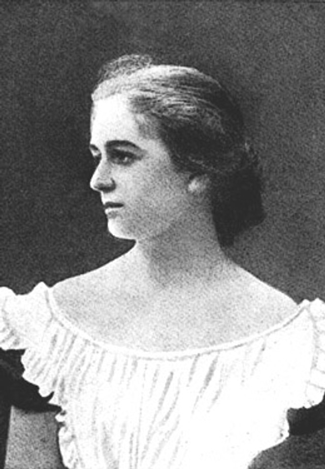 Хто така Наталена Королева: шлях від іспанської аристократки до української письменниці - фото 600823