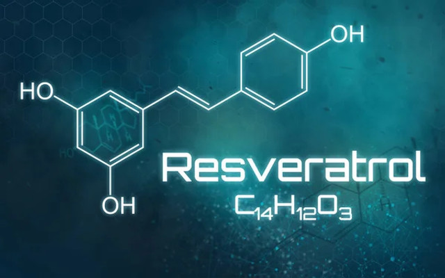 6 вітамінів і добавок після 40 років: що справді потрібно жінкам для здорового старіння - фото 601423
