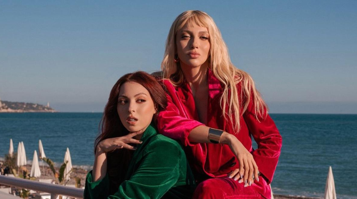 Оля Полякова з донькою - фото 1