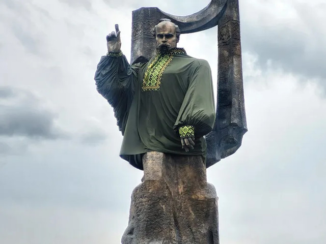 Пам'ятник Тарасу Шевченку у Ковелі - фото 602122