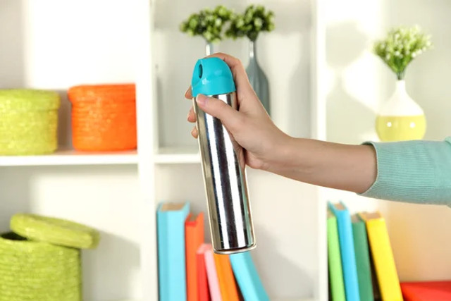 'Дорогий' аромат у домі за копійки: простий лайфхак, який замінить магазинні дифузори - фото 602799