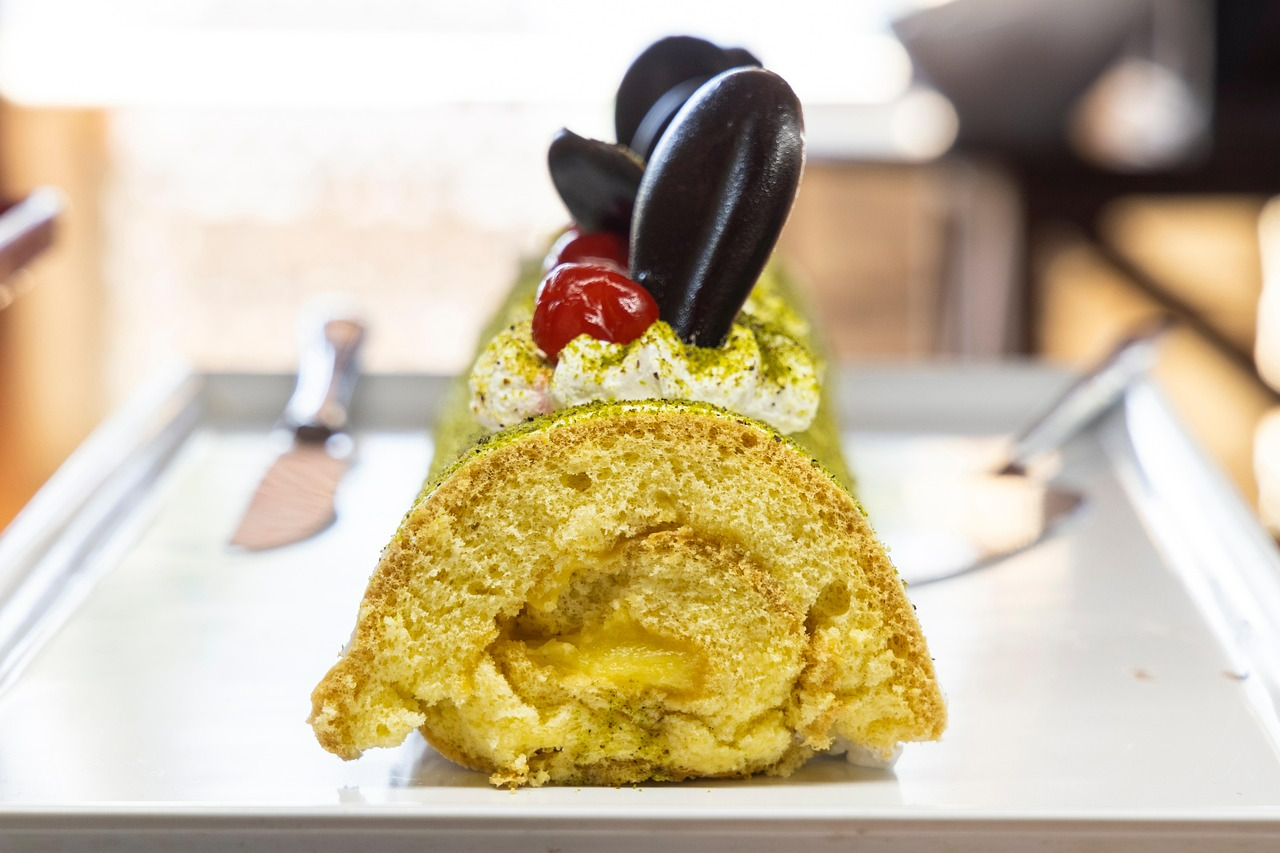 Яблучний рулет без тіста - фото 1