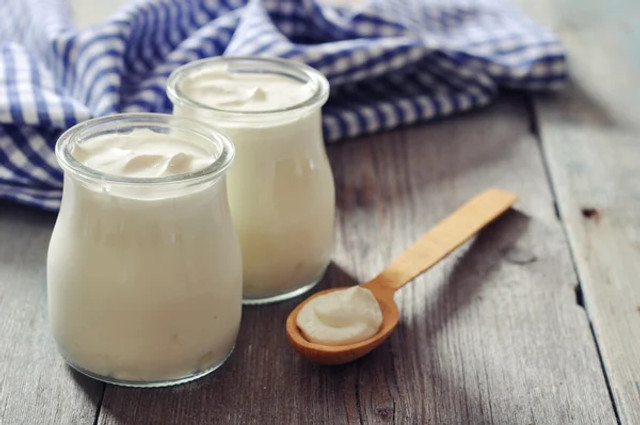 Не тільки куряча грудка: 8 продуктів із високим вмістом білка, які варто додати до раціону - фото 605015