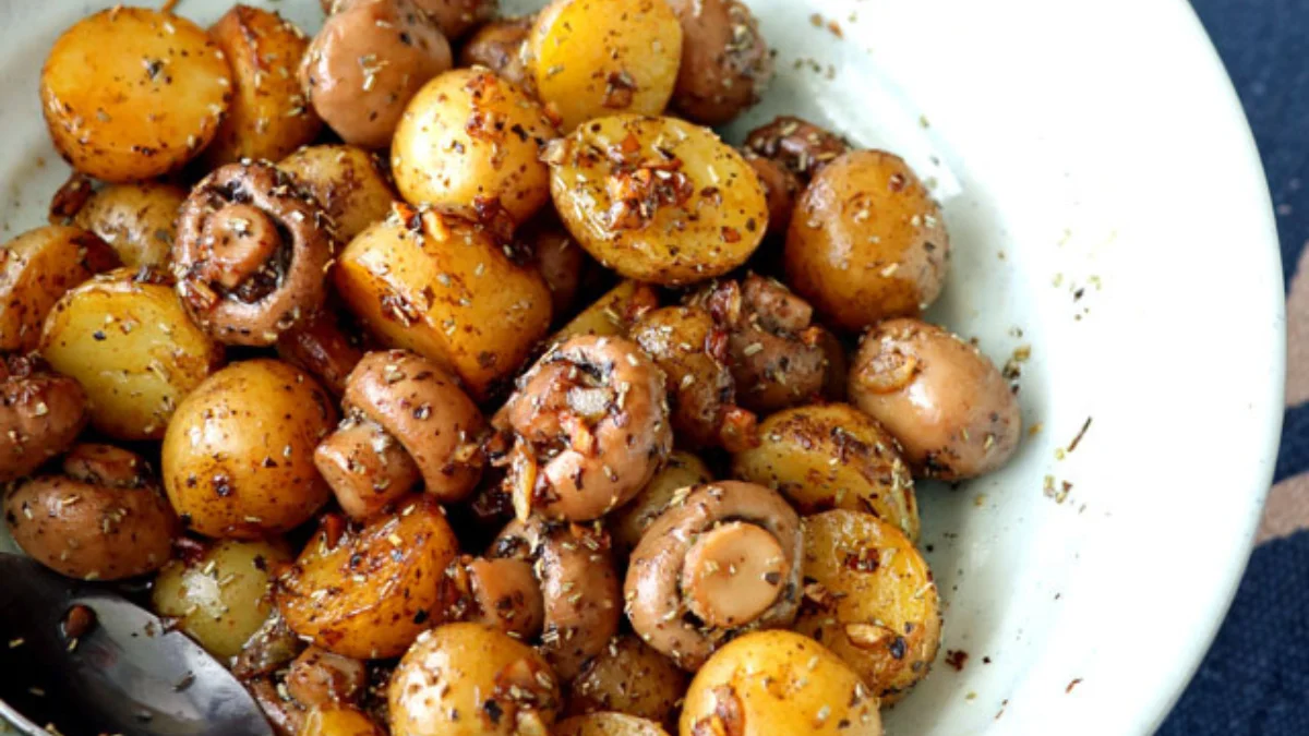 Гриби з картоплею - фото 1