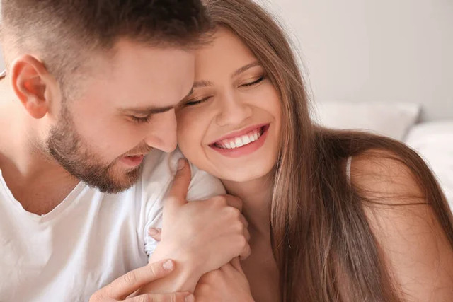8 фраз, які зміцнюють стосунки: що говорять пари, які не розлучаються роками - фото 606800