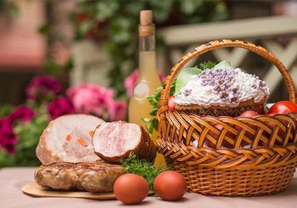 Які продукти покласти у великодній кошик 2026 - фото 1