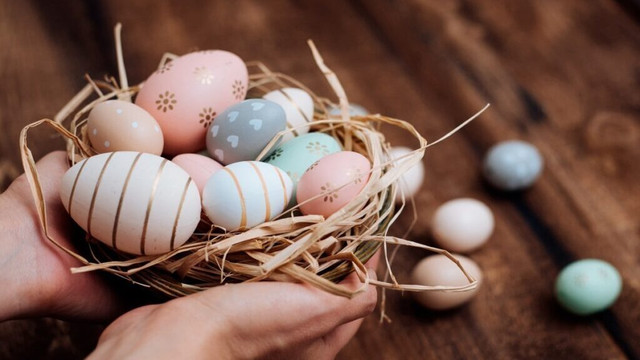 Навіщо віряни фарбують яйця на Великдень - фото 608693