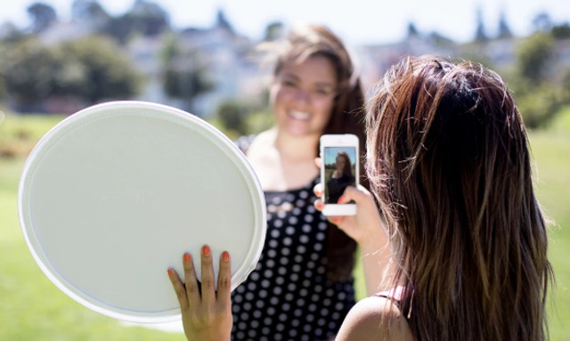 Рефлектор світла: як обрати і використовувати для ідеального освітлення - фото 609450