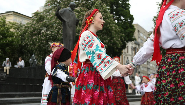 Від писанок до 'гробків': головні традиції Великодня, які допоможуть зануритися у свято - фото 610201