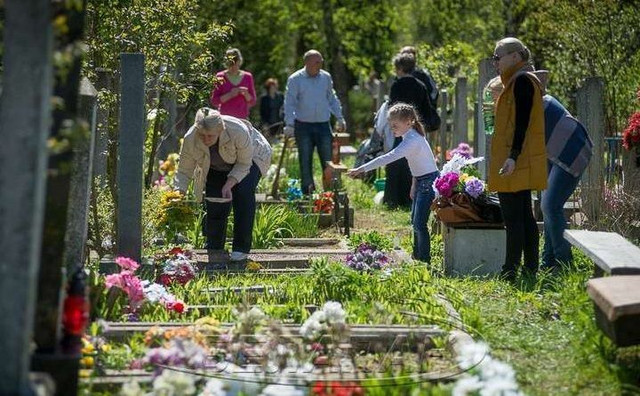 Від писанок до 'гробків': головні традиції Великодня, які допоможуть зануритися у свято - фото 610202
