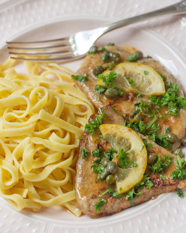 Пікката з телятини з лимоном та каперсами  - фото 610219