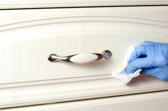 Приберіть тут перед Великоднем: 5 «сліпих зон» у домі, про які всі забувають - фото 610441