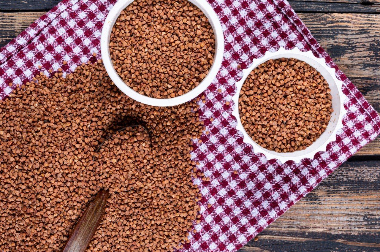 Гречка з м’ясом на сковороді – простий рецепт, який врятує будь-яку вечерю