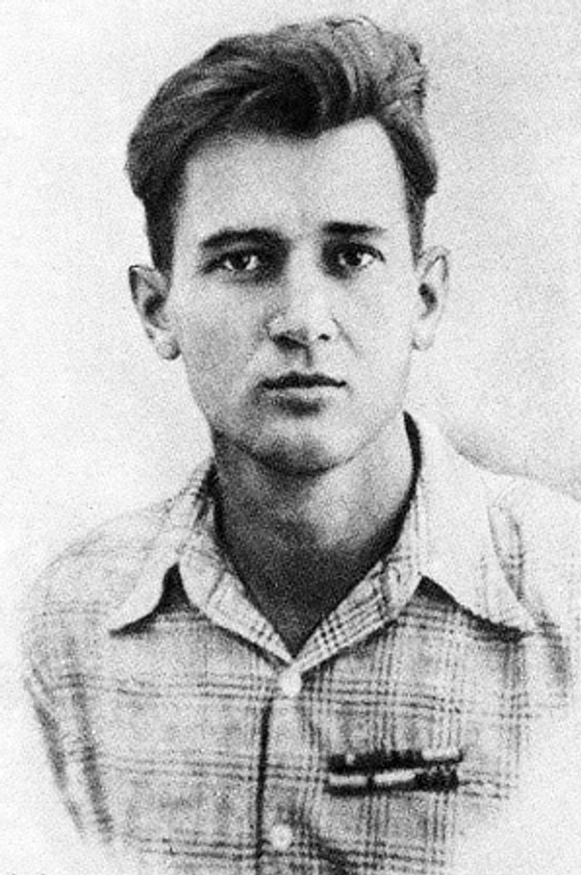 День народження Олеся Гончара 3 квітня - фото 610685