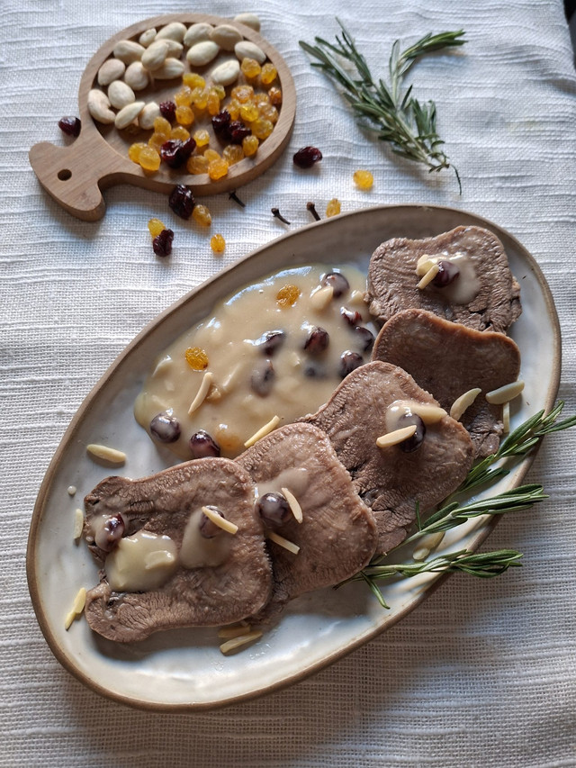 Язик з підливою - фото 611115