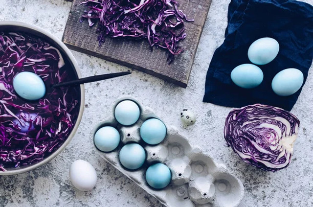 Натуральні барвники для яєць: як пофарбувати яскраві крашанки без “хімії' - фото 611164