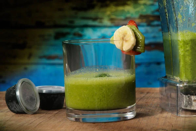 Як приготувати смузі з ревеню та яблук: секрети ідеальної текстури і м’якого смаку - фото 612298