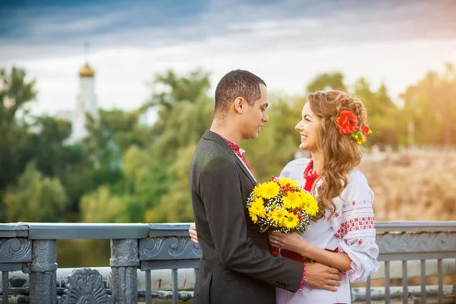 Що не можна робити перед весіллям: прикмети, які обіцяють щасливий шлюб і добробут - фото 613083