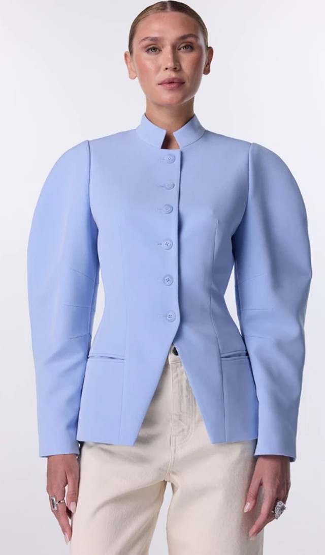 Тиха розкіш по-українськи: коли крій важливіший за логотип - фото 613455