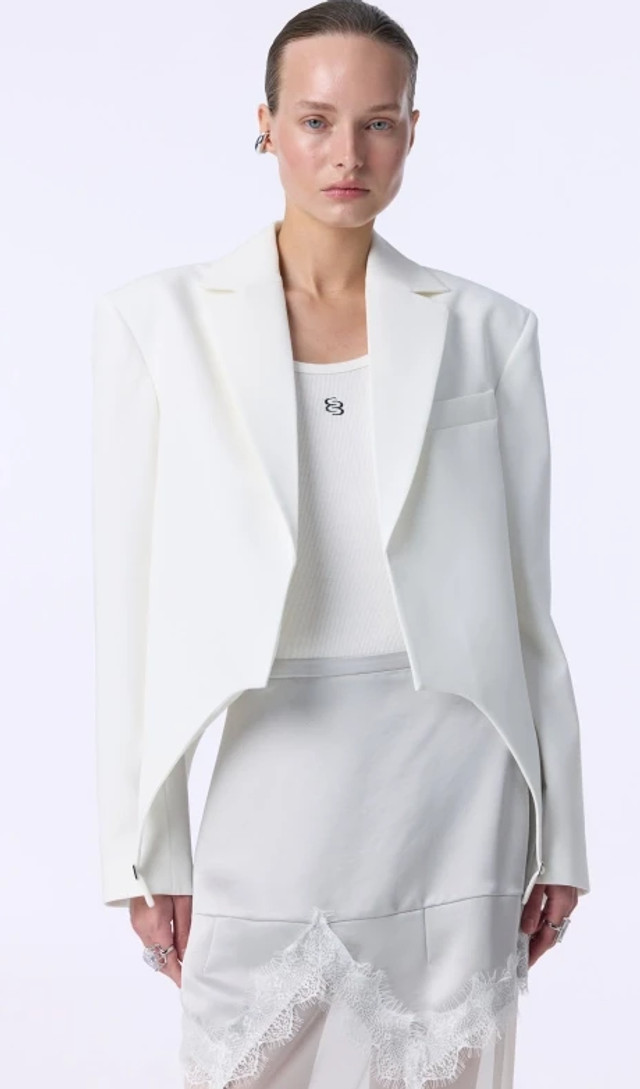 Тиха розкіш по-українськи: коли крій важливіший за логотип - фото 613456