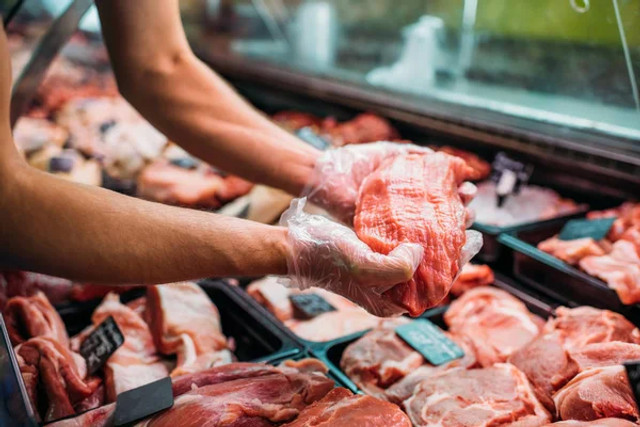 5 продуктів, які зроблять шерсть собаки блискучою: чим варто доповнити раціон улюбленця - фото 628120