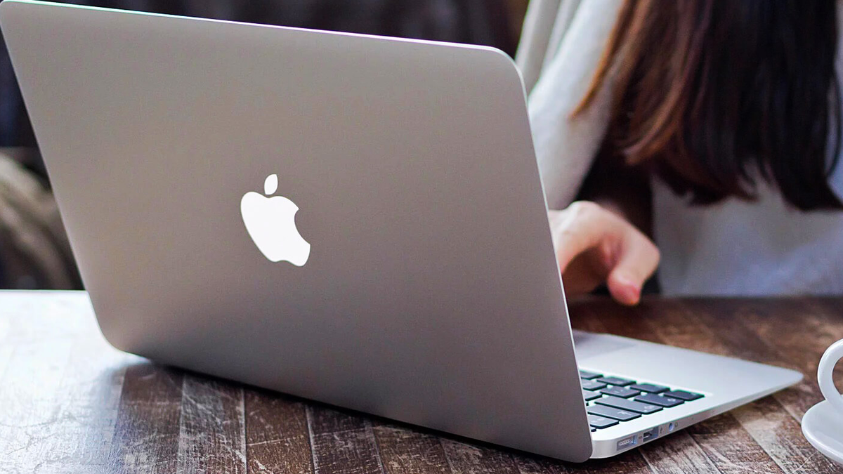 Як вибрати ноутбук Apple для роботи, навчання та творчих задач - фото 1
