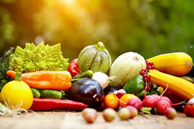 Не лише гречка: які продукти варто мати вдома на випадок блекауту - фото 647511