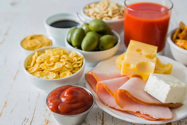 4 продукти, які допоможуть підвищити тиск: що варто додати до раціону - фото 653258